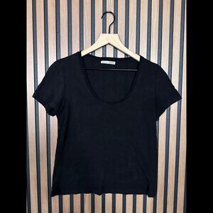 Reformation T Shirt Medium Womens Black Short Sleeve Round Neck Casual Tee
